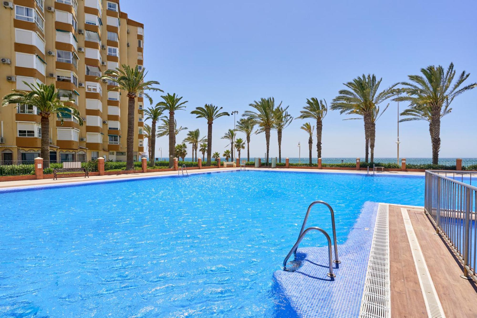 Apartamento Primera Linea Playa Algarrobo Costa Εξωτερικό φωτογραφία